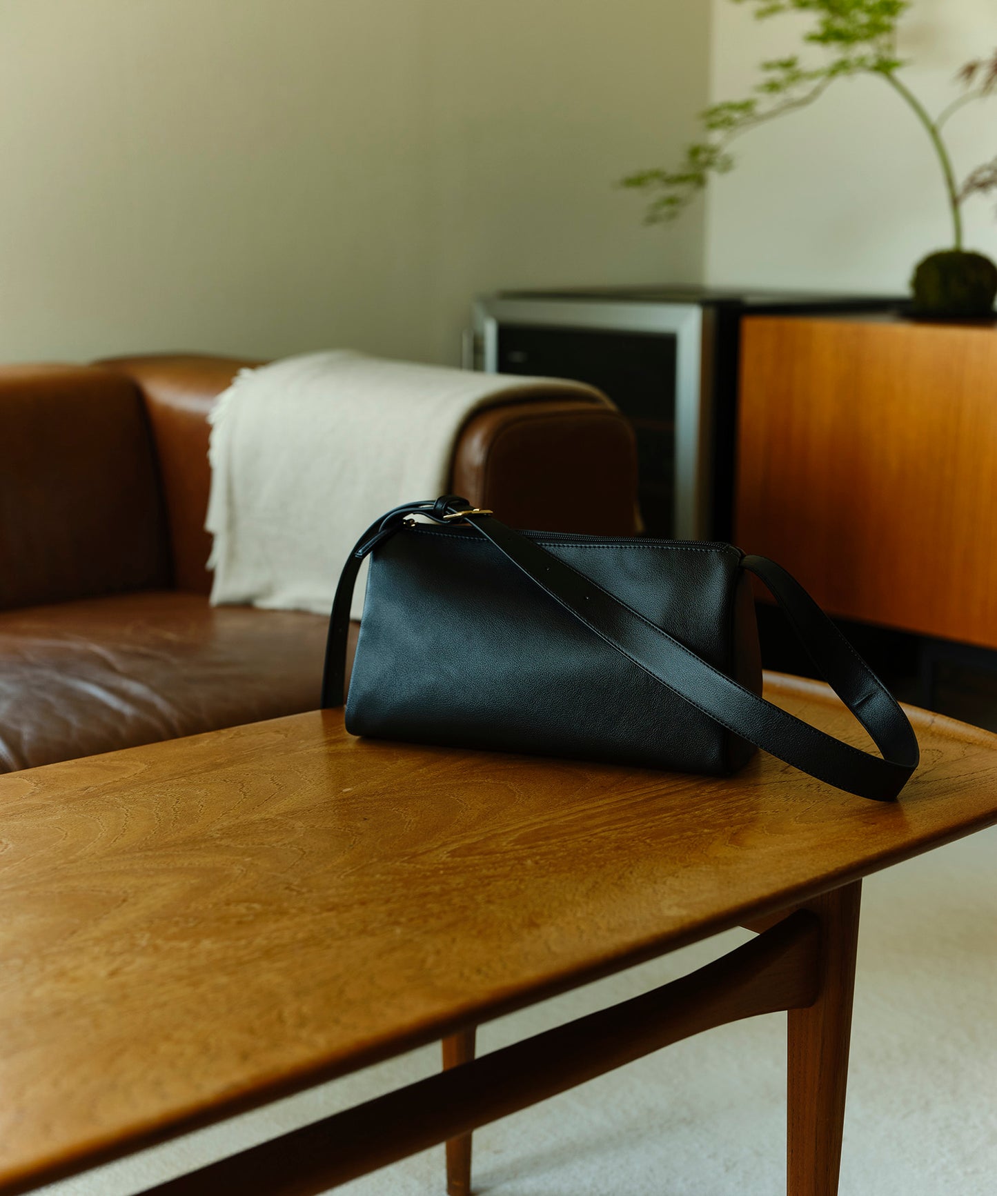 One -Handle Bag