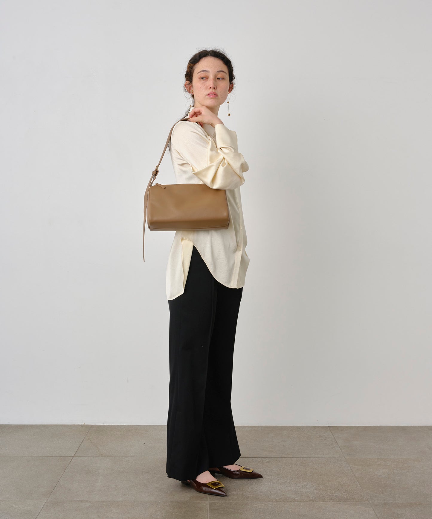 One -Handle Bag