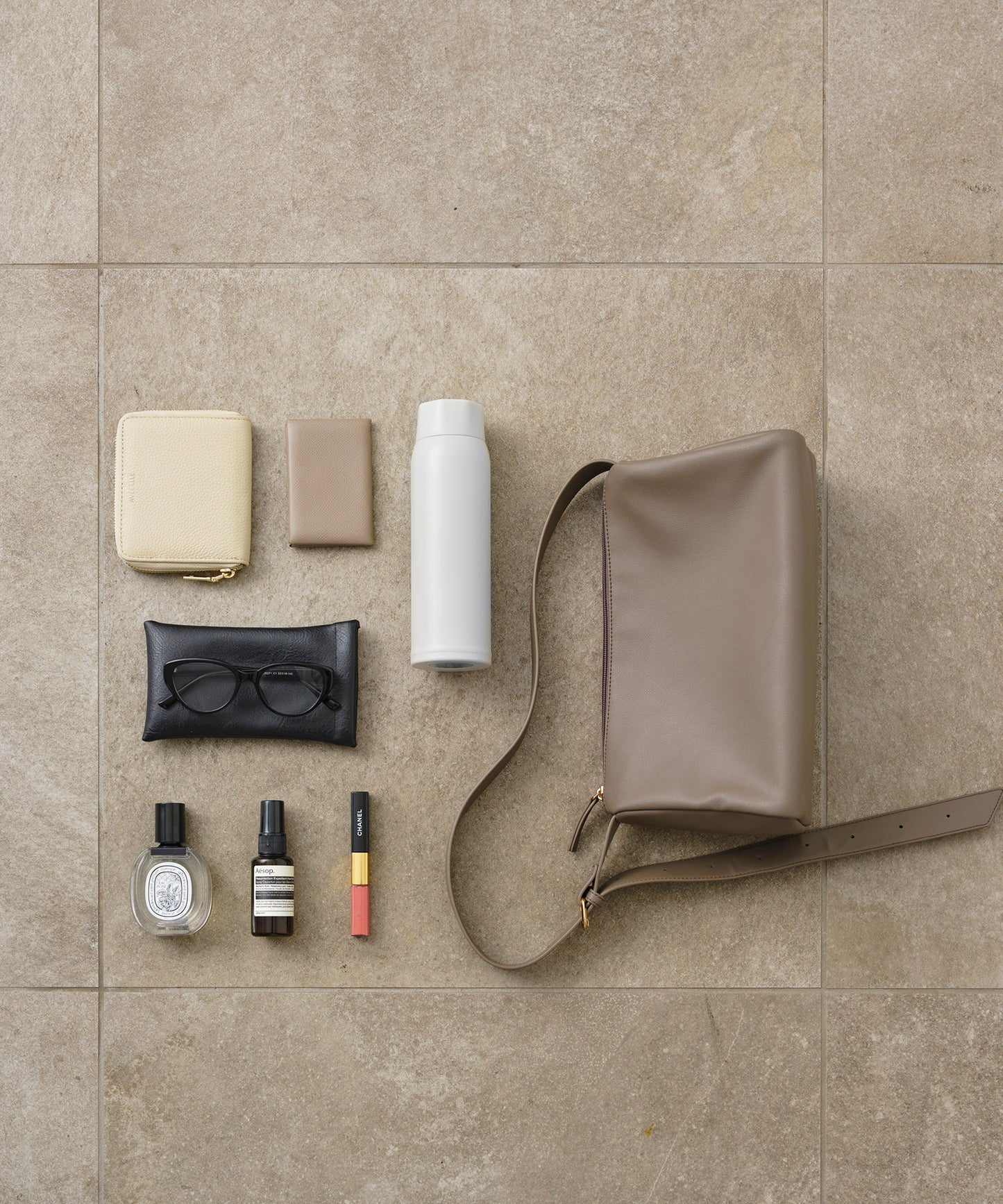 One -Handle Bag