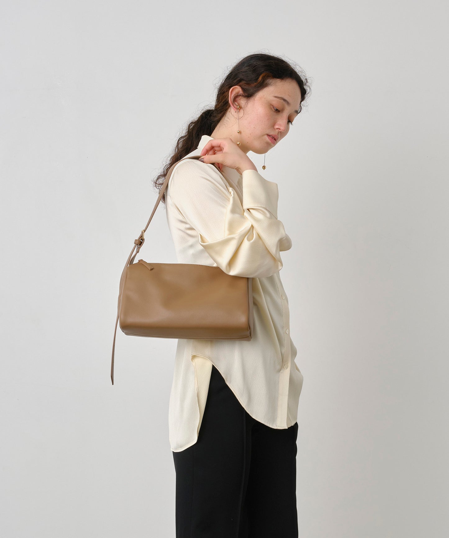 One -Handle Bag