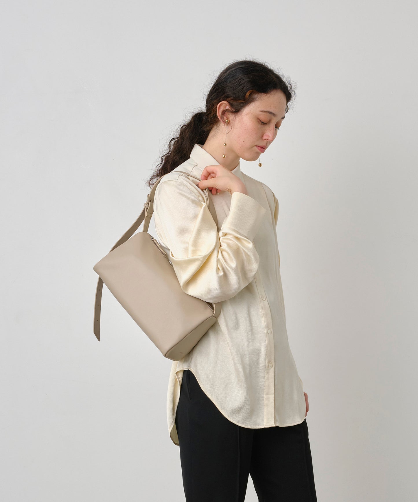One -Handle Bag