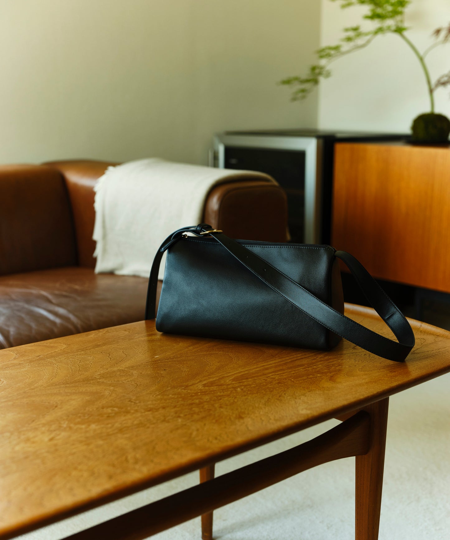 One -Handle Bag