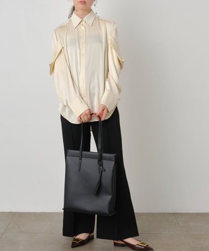 Square Tote