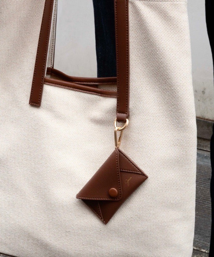 A-TOTE Canvas