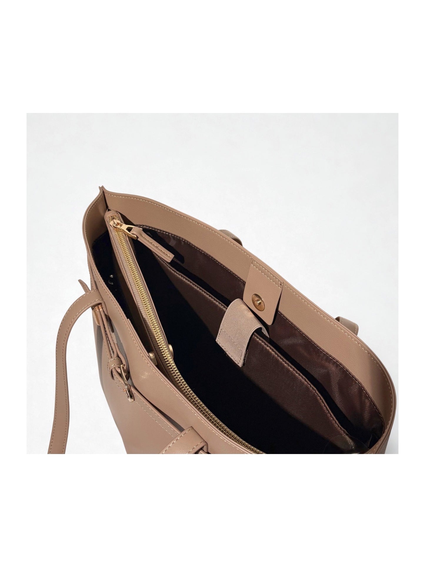 Belt Tote
