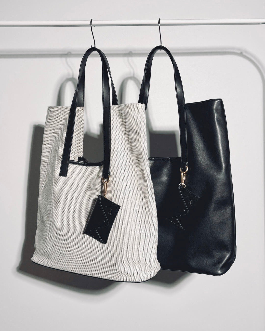 A-TOTE Canvas