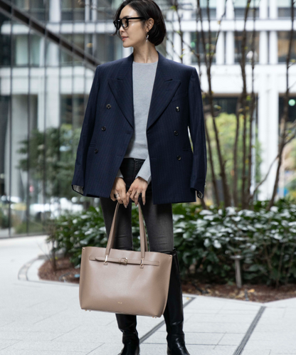 Belt Tote