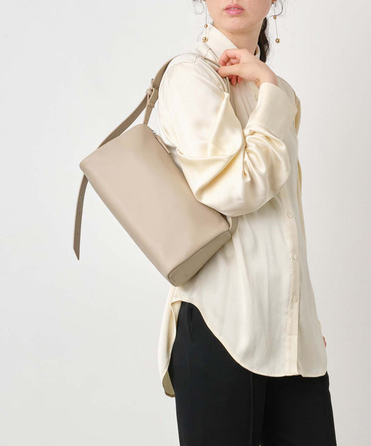 One -Handle Bag